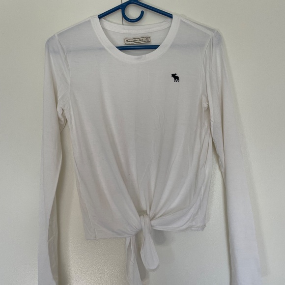 Abercrombie and Fitch White Long-Sleeved Tie-Front Top Size XS - Picture 5 of 11